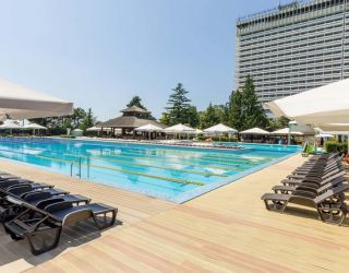 *Гранд Отель "Жемчужина"