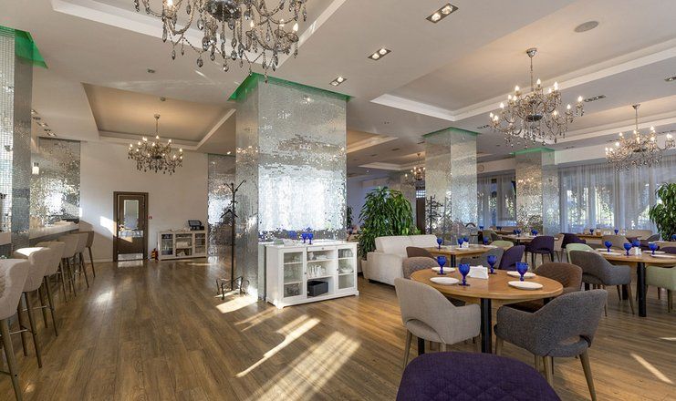 *Гранд Отель "Жемчужина"